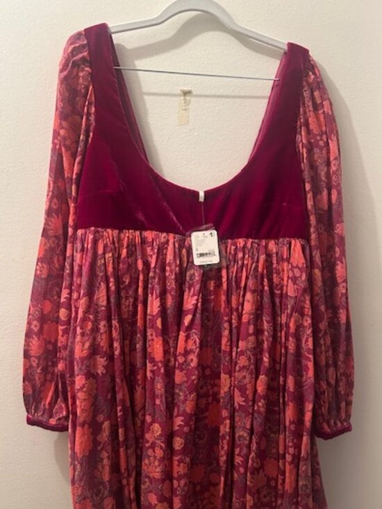 Free People Dresses & Skirts - Free People Marsha Floral Velvet Baby Doll BoHo Mini Dress NEW